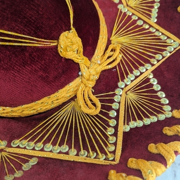 Vintage Pigalle Sombrero Mexican Hat Red Gold Sequin Velvet Yellow - Picture 12 of 13